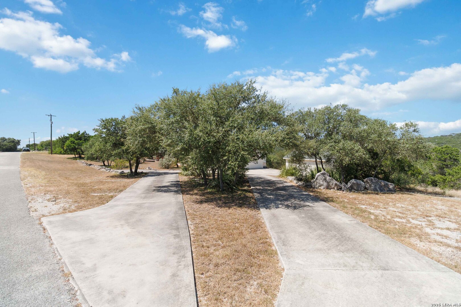 410 County Road 2748, Mico, TX 78056