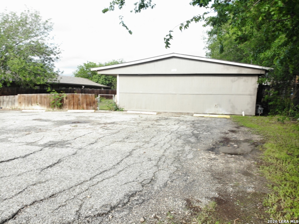 Photo 2 of Multi family home for sale at 520 Altitude Dr, San Antonio, TX 78227 | MLS# 2016147 | Listing updated on 2026-09-16