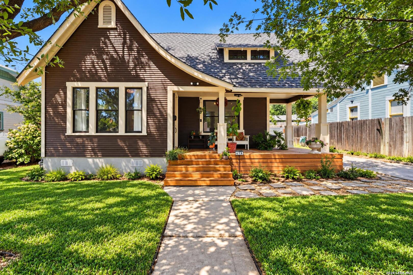 619 W LULLWOOD AVE, San Antonio, TX 78212