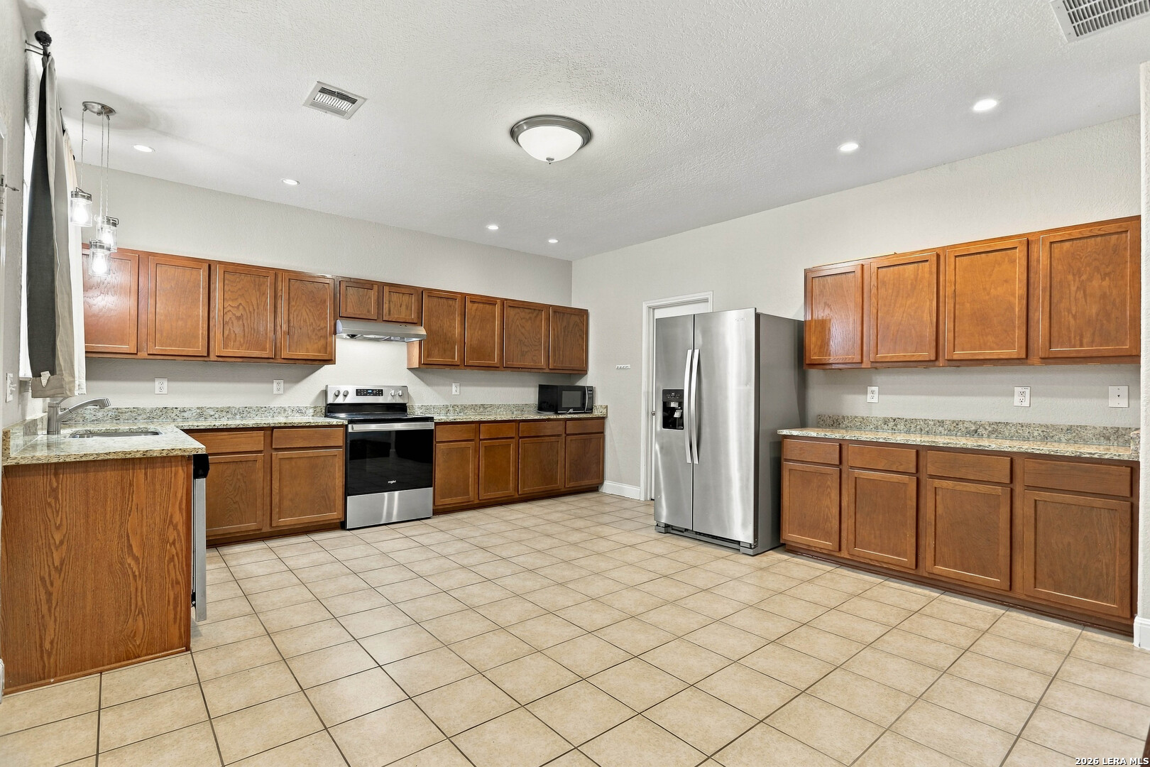 7738 Paraiso Cir, Boerne, TX 78015