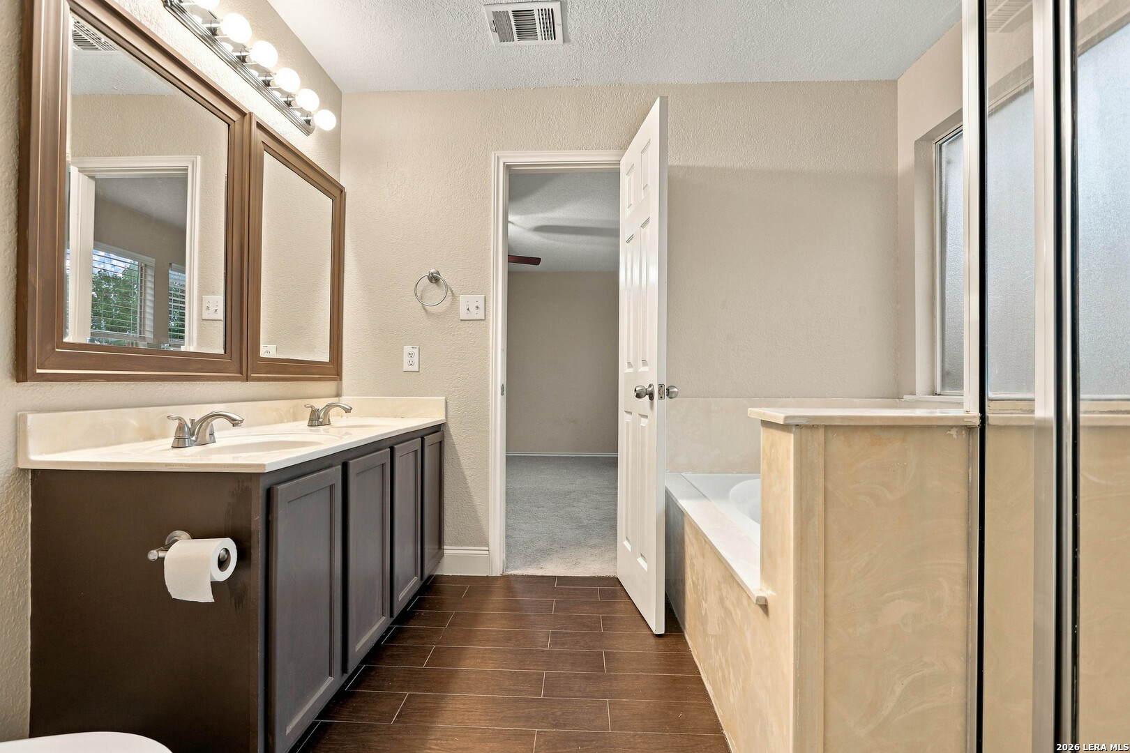 7738 Paraiso Cir, Boerne, TX 78015