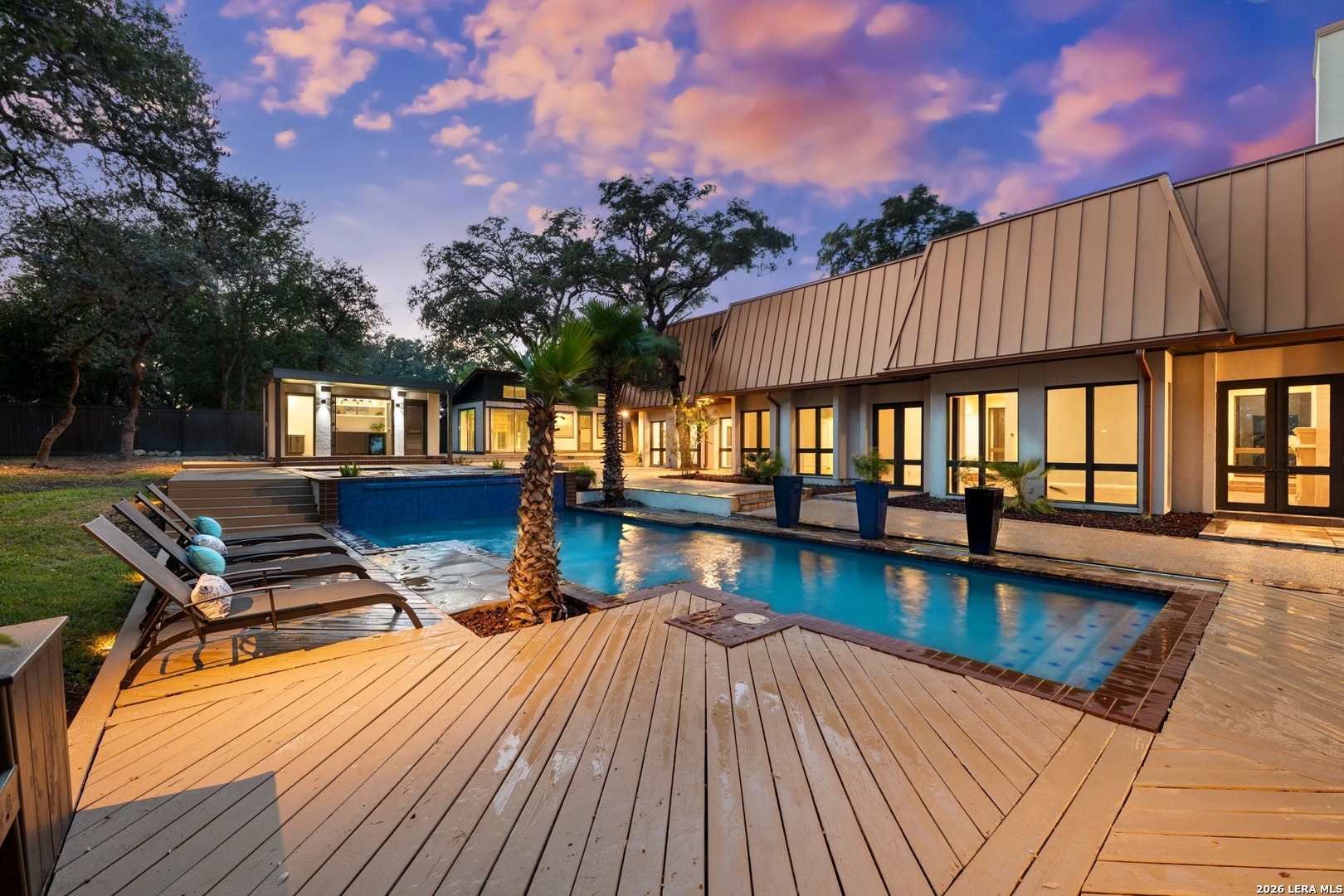 Photo 2 of Single family home for sale at 6 Sleepy Cvs St, San Antonio, TX 78230 | MLS# 2012478 | Listing updated on 2026-09-16