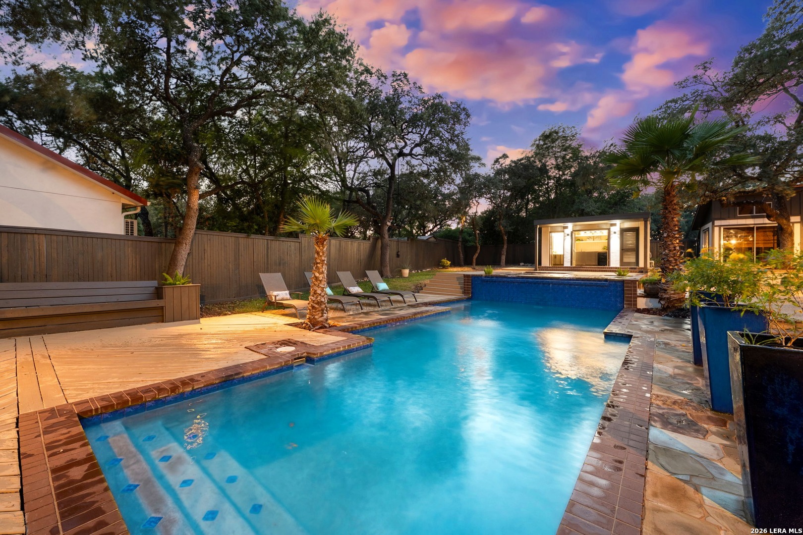 Photo 3 of Single family home for sale at 6 Sleepy Cvs St, San Antonio, TX 78230 | MLS# 2012478 | Listing updated on 2026-09-16