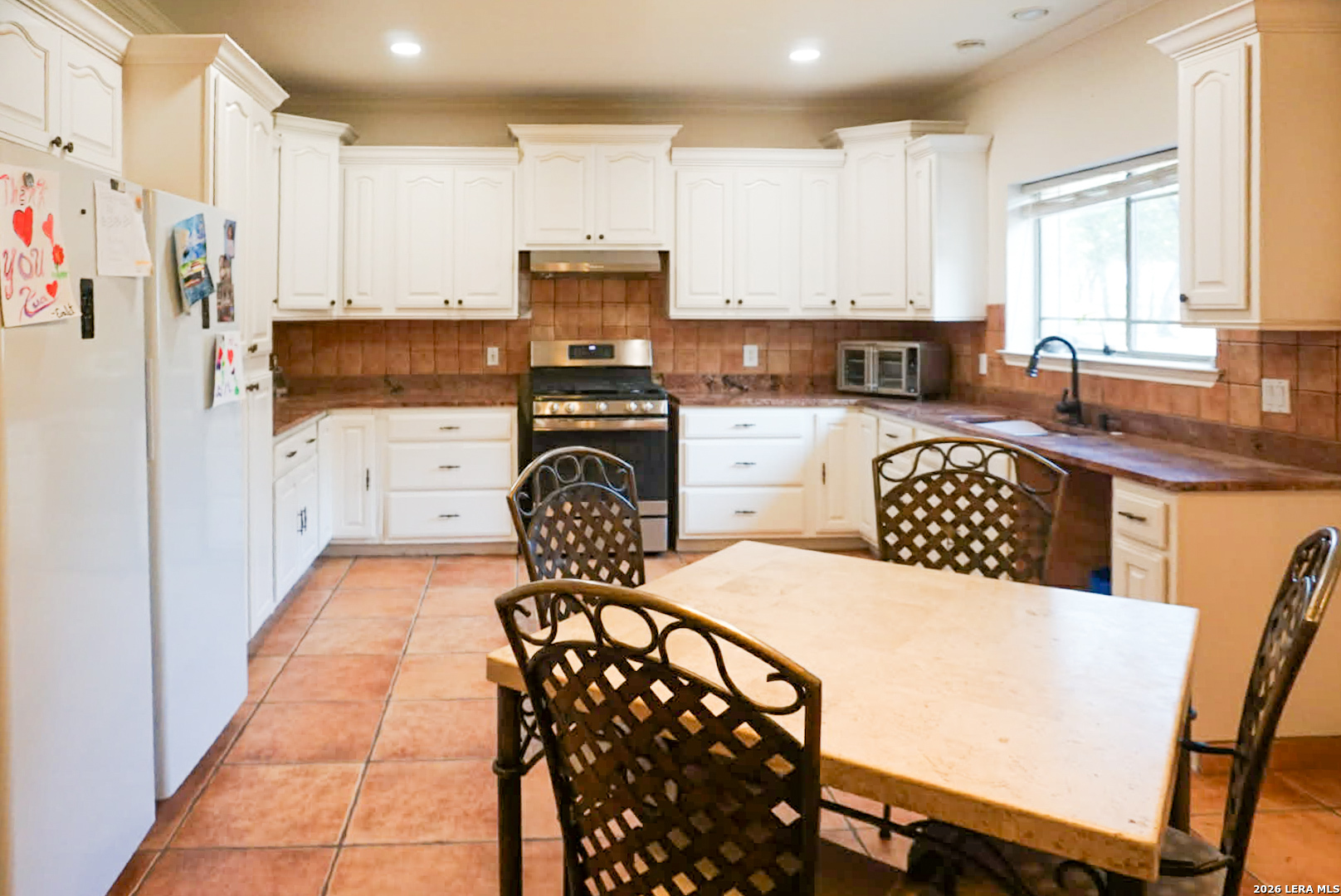 688 Private Road 7822, photo 8