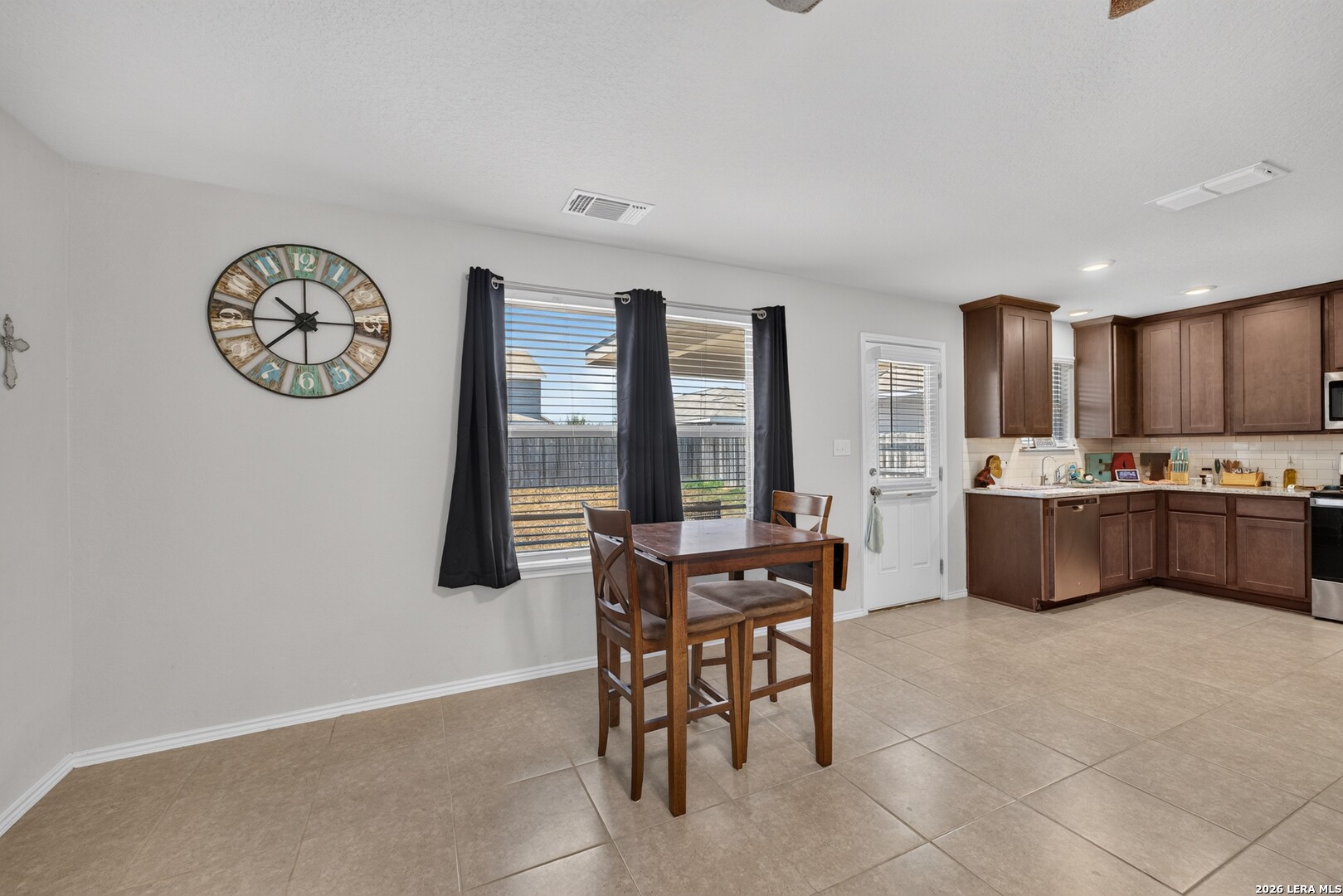 2536 Hiddenbrooke Trace, Seguin, TX 78155