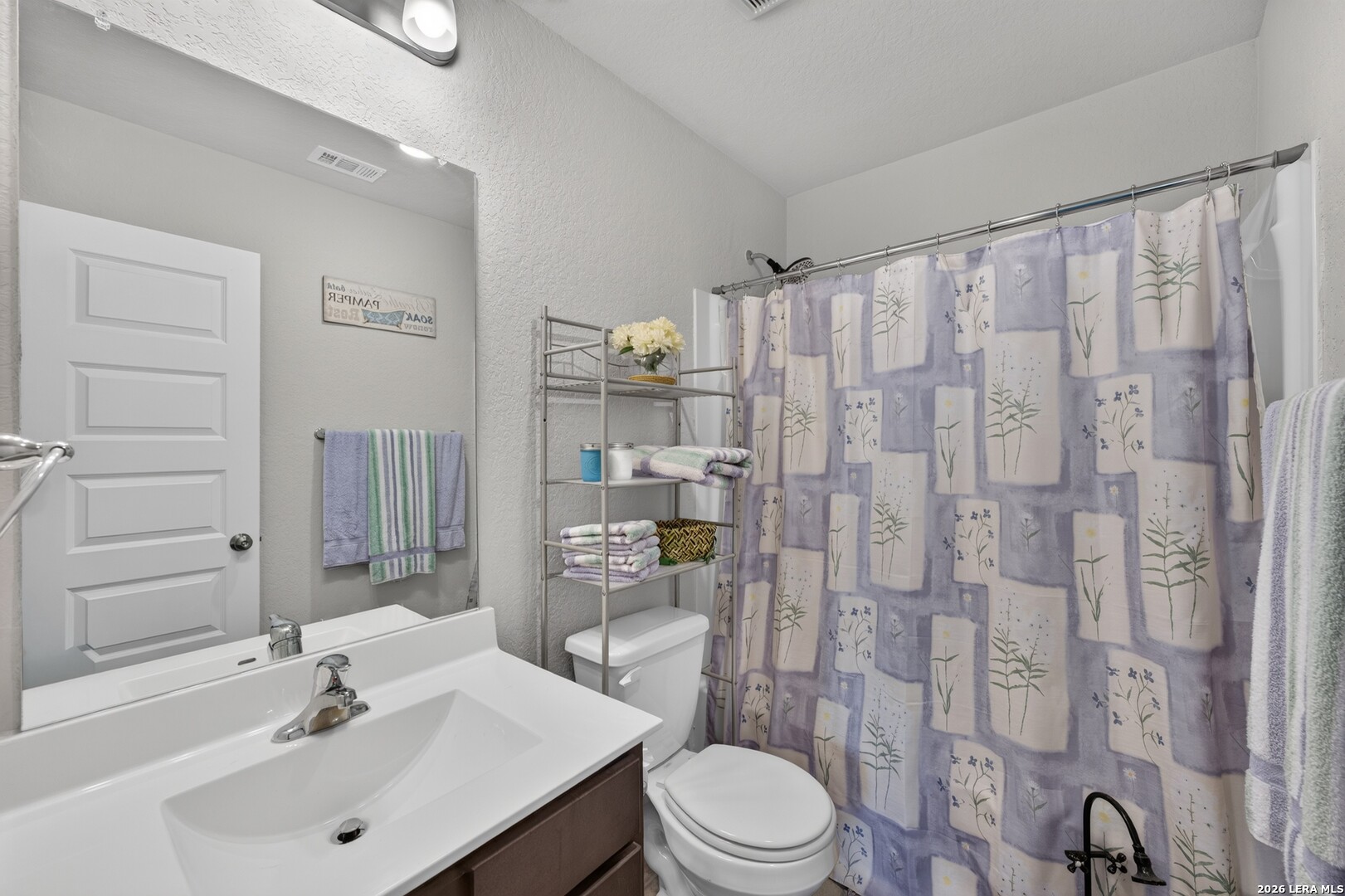 2536 Hiddenbrooke Trace, Seguin, TX 78155