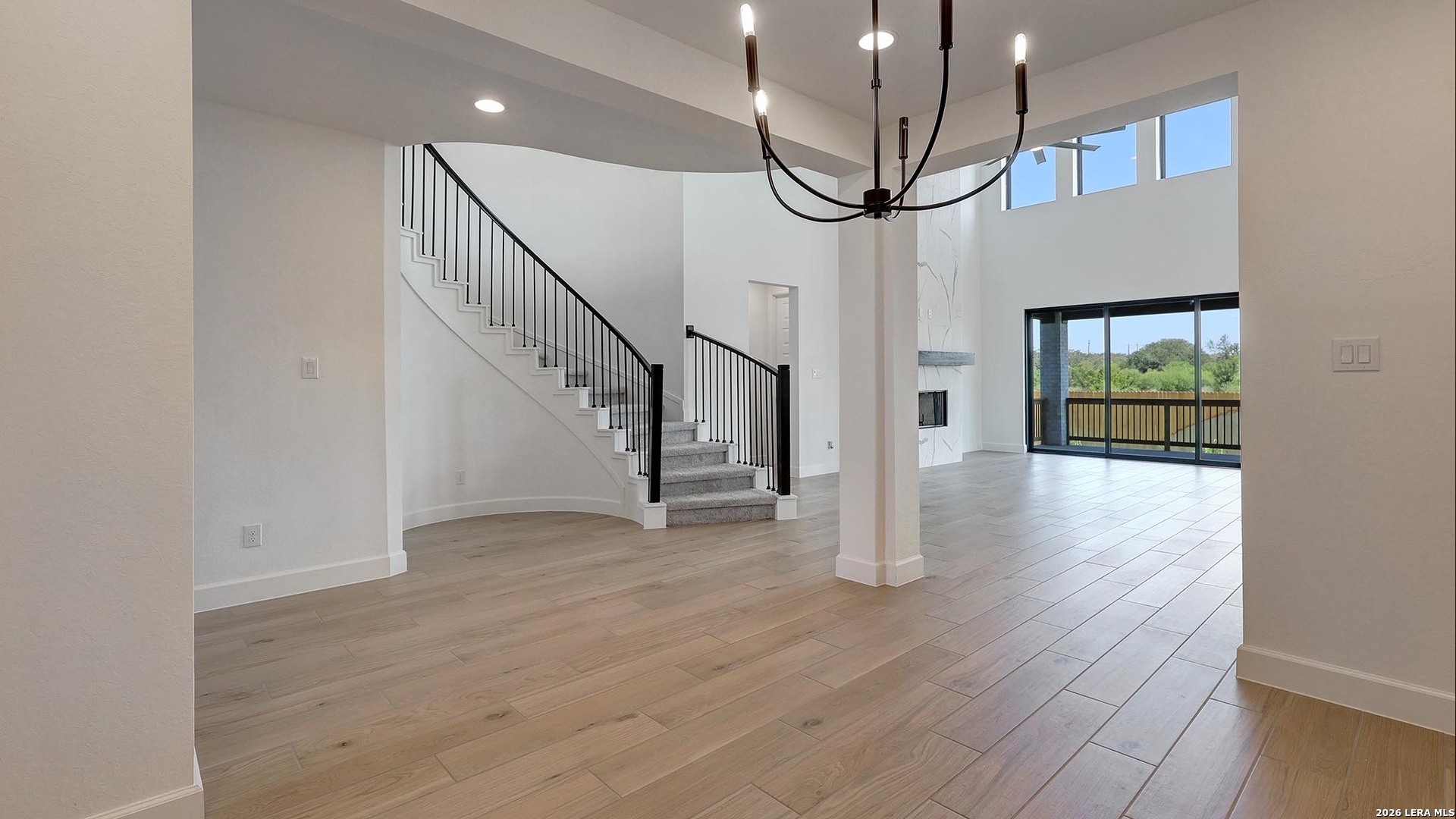 275 Post Oak, photo 9