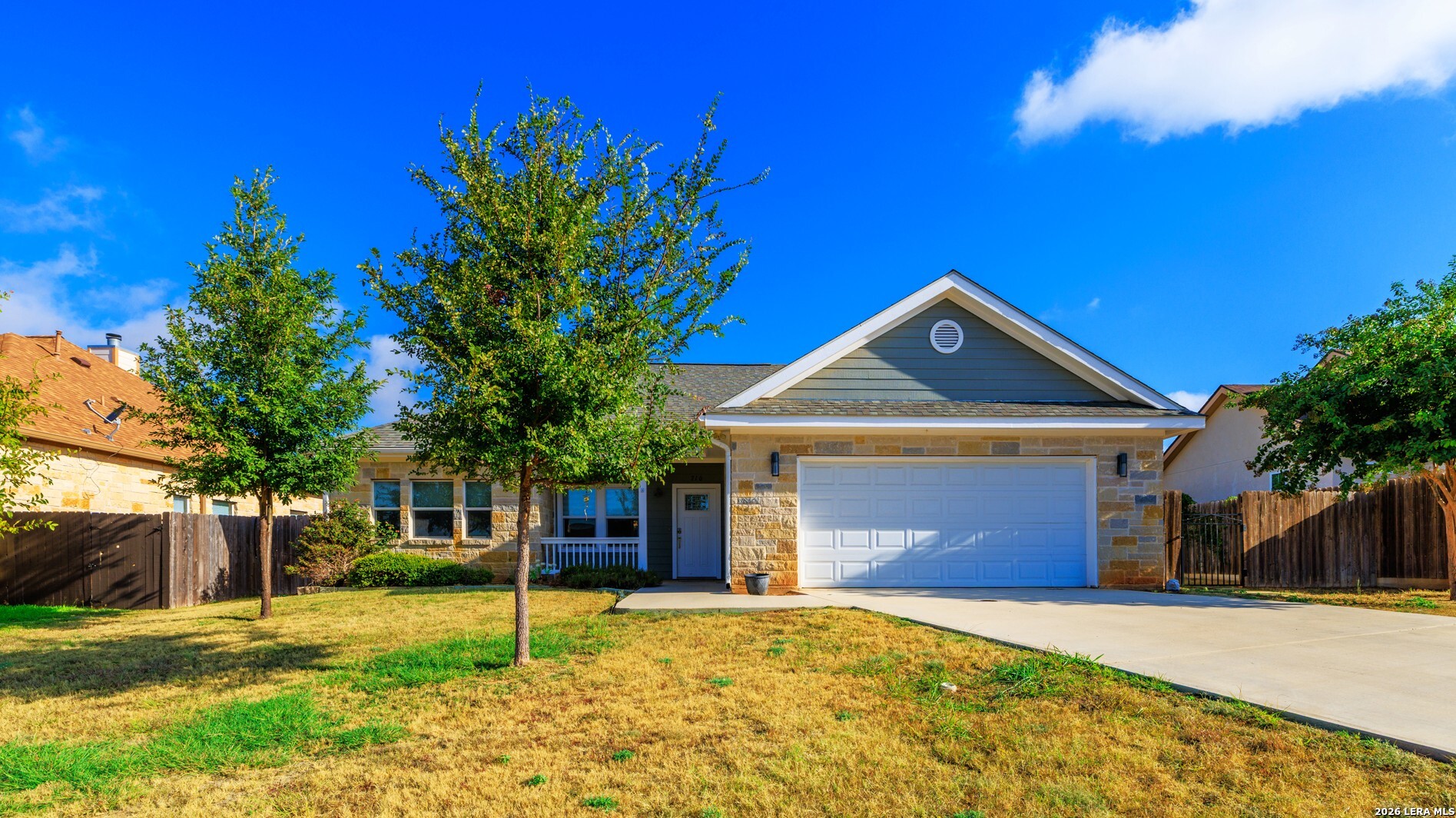 710 Northern Red Oak Lane, Fredericksburg, TX 78624