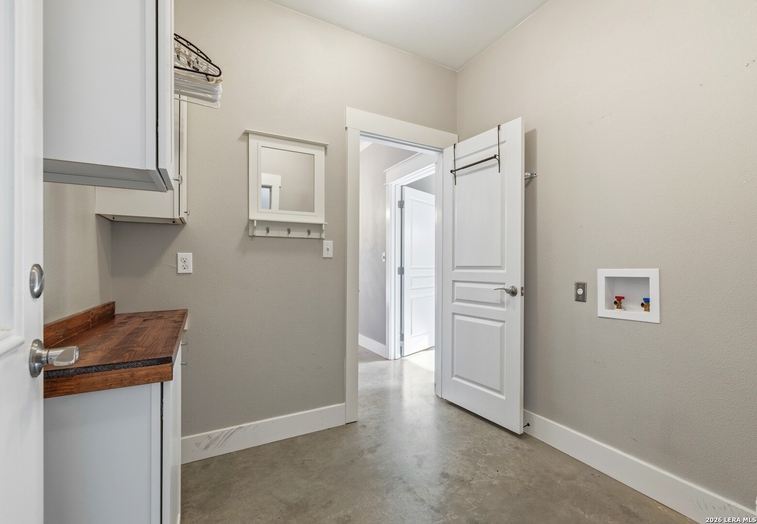 710 Northern Red Oak Lane, Fredericksburg, TX 78624