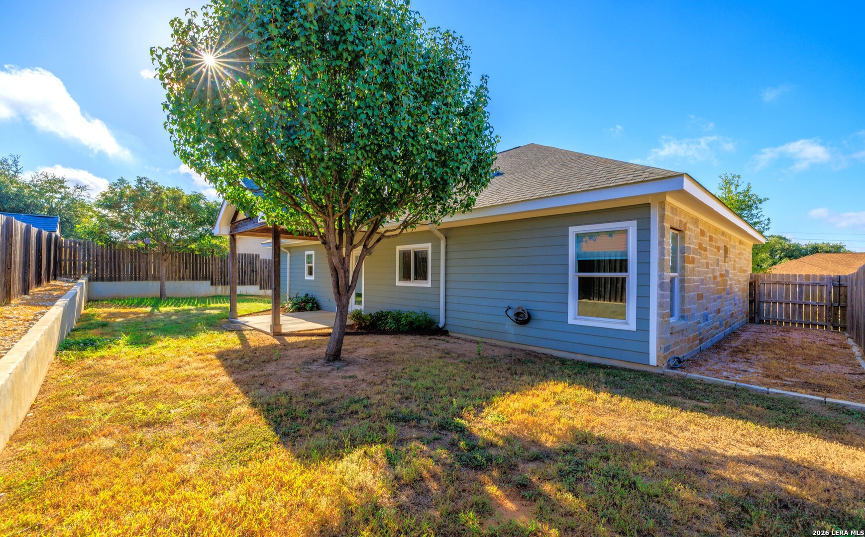 710 Northern Red Oak Lane, Fredericksburg, TX 78624