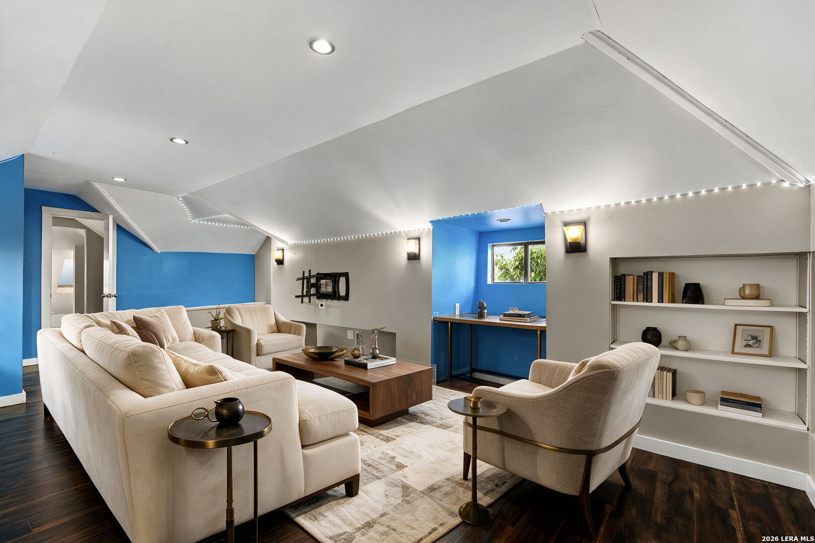 3rd Living Area