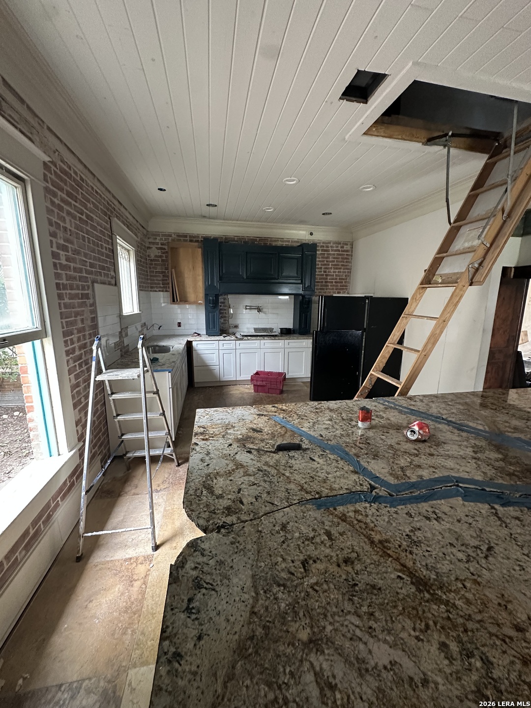 Photo 3 of Multi family home for sale at 2247 N Interstate 35, San Antonio, TX 78208 | MLS# 2016437 | Listing updated on 2026-09-14