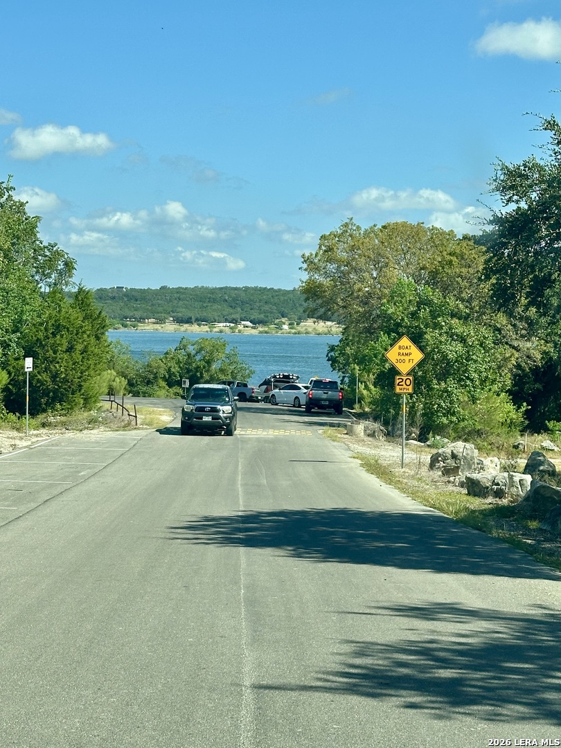 420 Canyon Edge, Canyon Lake, TX 78133