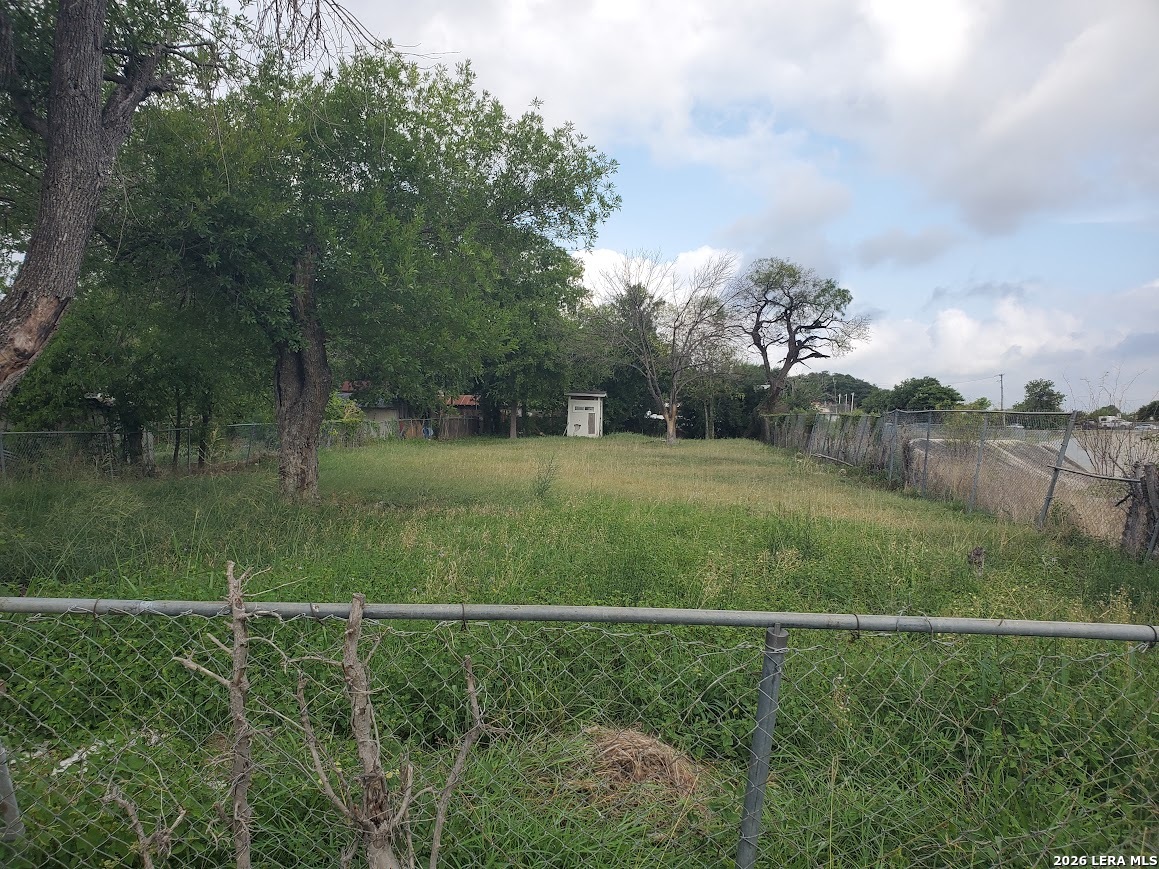 Land for sale at 1915 N Hamilton St, San Antonio, TX 78201 | MLS# 2016533