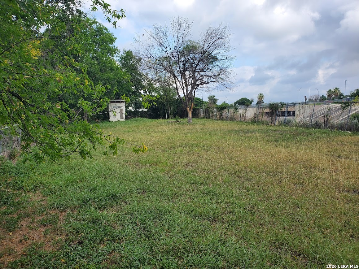 Photo 2 of Land for sale at 1915 N Hamilton St, San Antonio, TX 78201 | MLS# 2016533 | Listing updated on 2026-09-16
