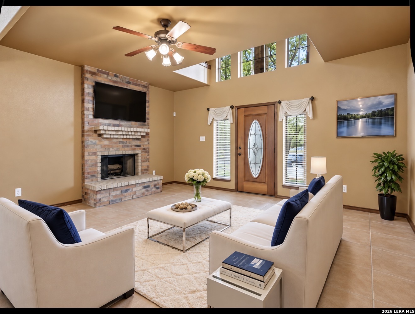 1st Living Area