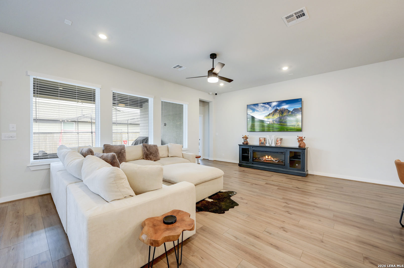 1st Living Area