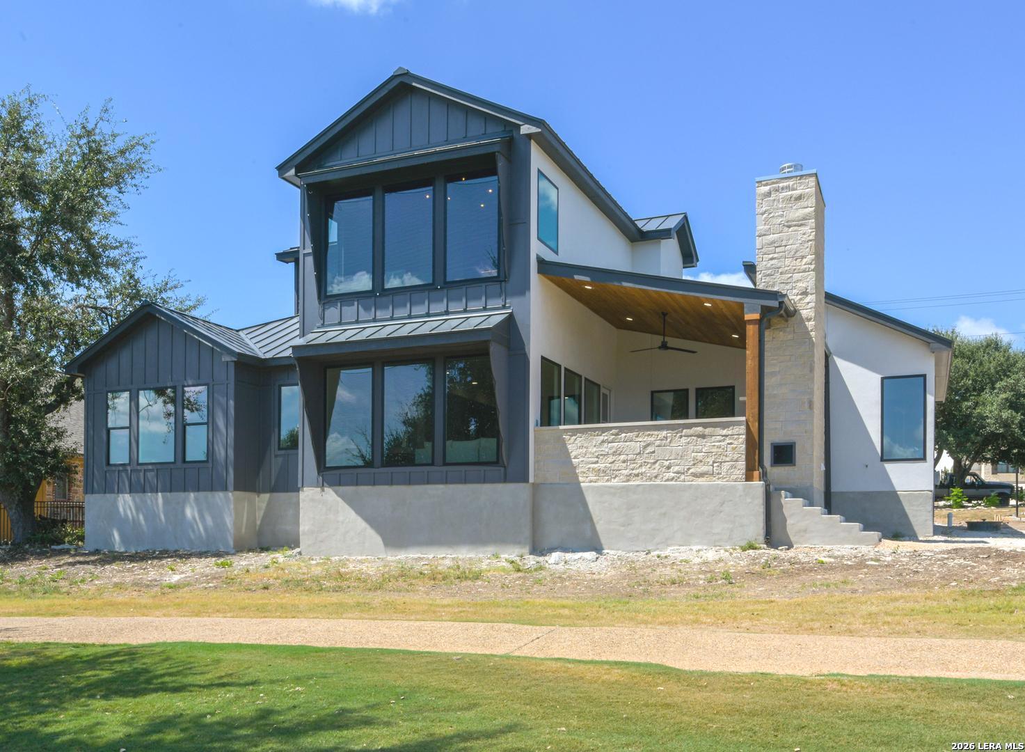 239 Junius Peak Listing Cover Image