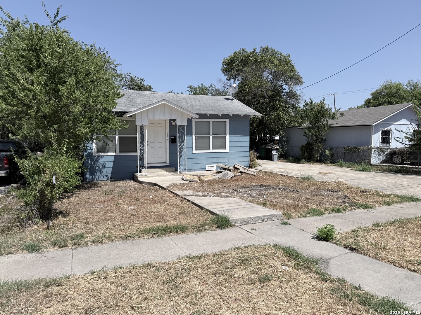 639 Westfall Ave Listing Cover Image
