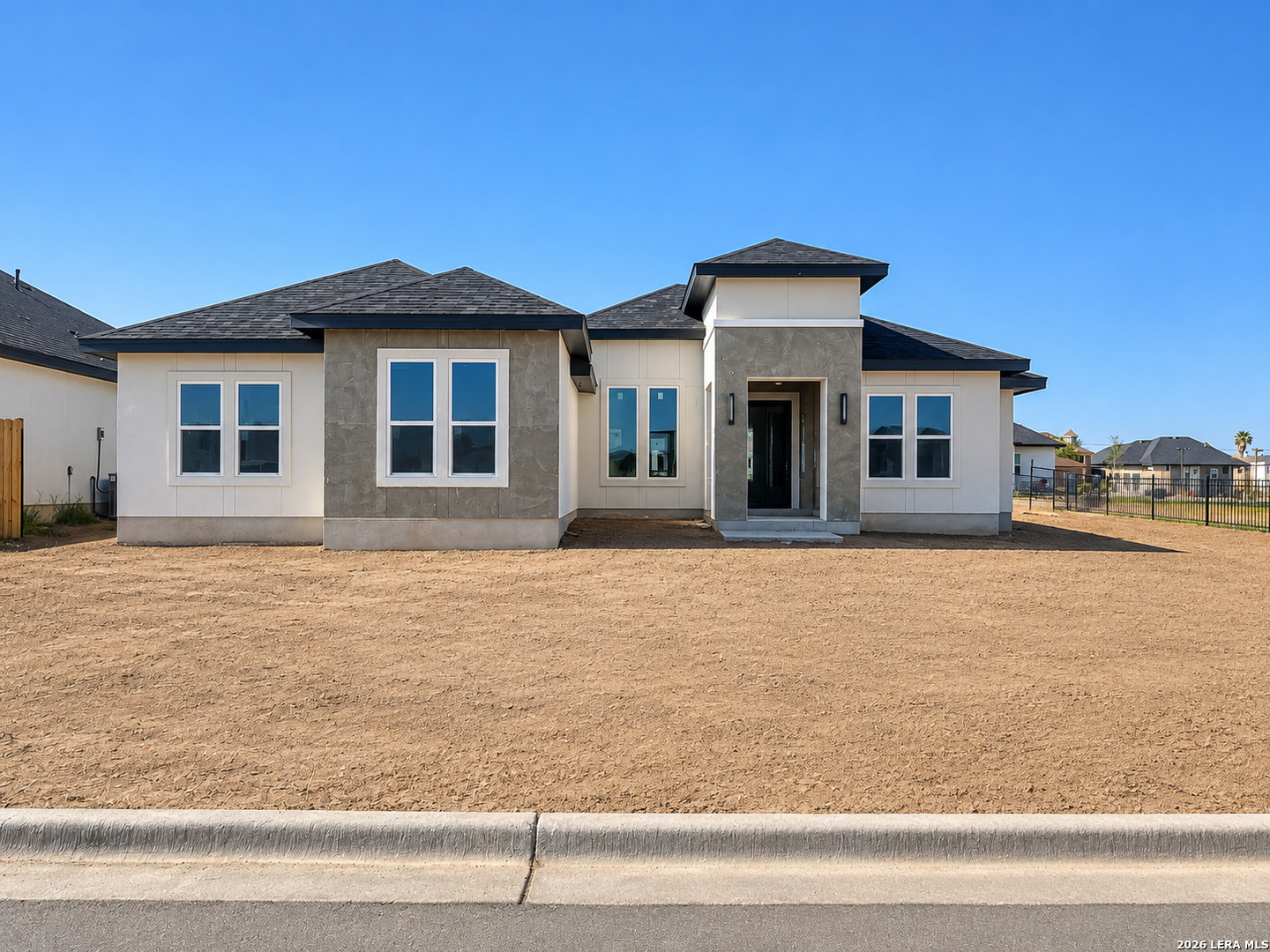 816 Ceniza Listing Cover Image