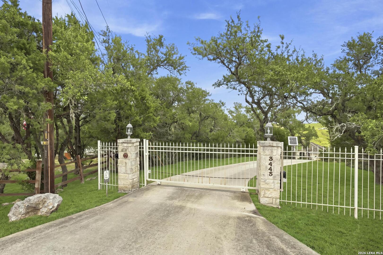 3443 Mountain Loop, San Antonio, TX 78261