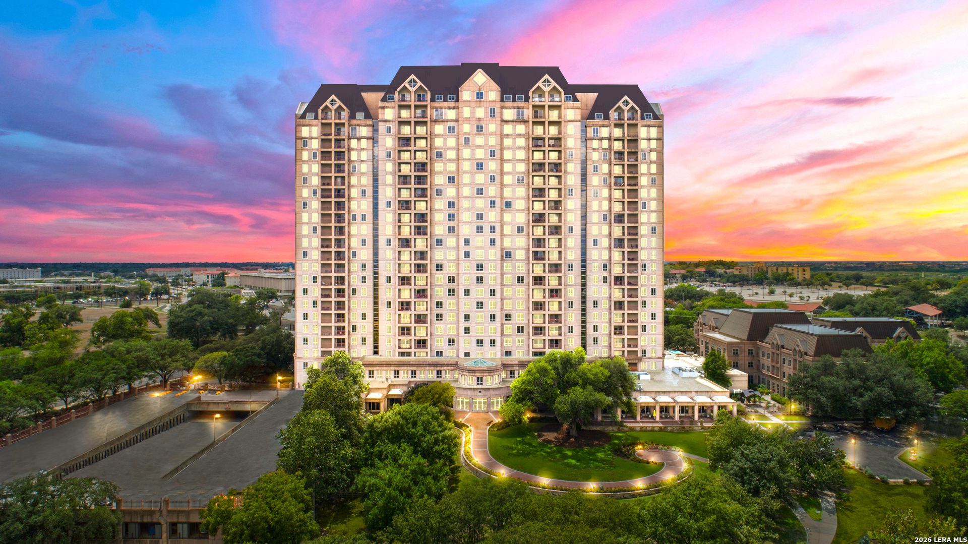 1 Towers Park Lane, #813, San Antonio, TX 78209