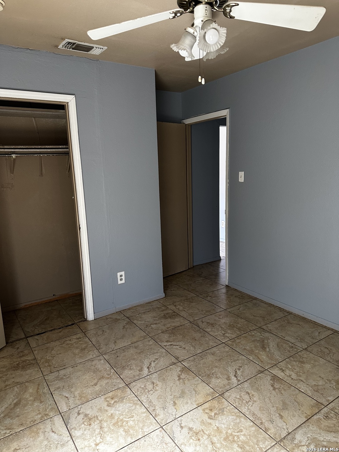 601 E ANSLEY BLVD, San Antonio, TX 78221