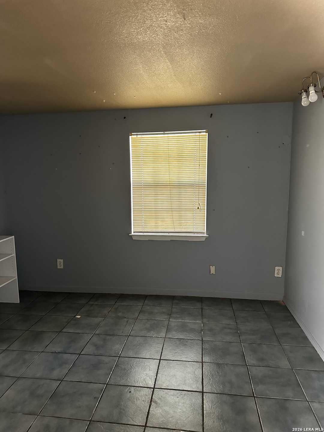 601 E ANSLEY BLVD, San Antonio, TX 78221