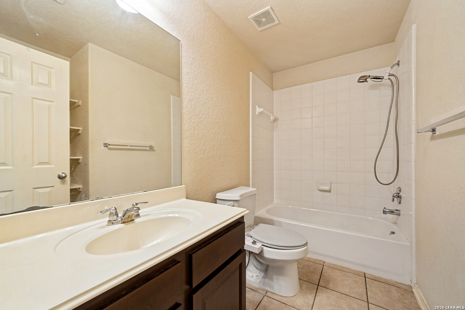 11819 Camp Real, San Antonio, TX 78253