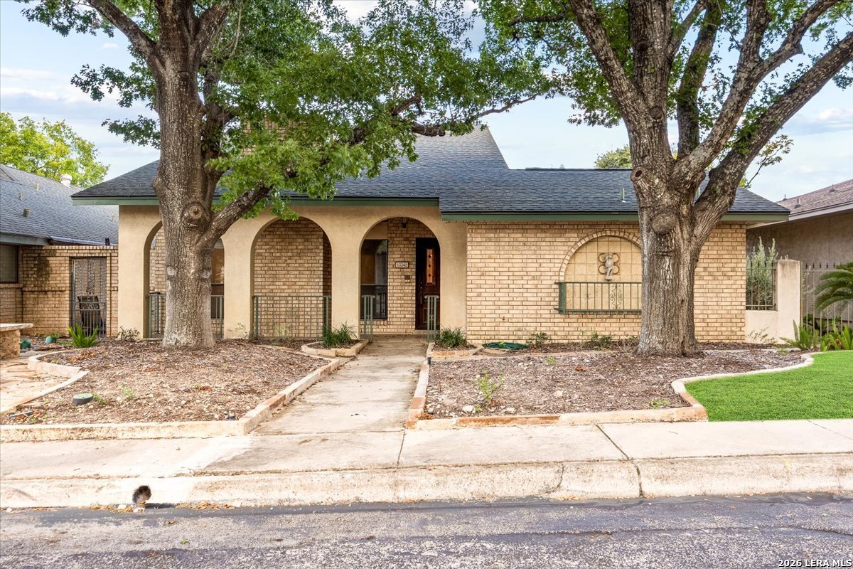 13342 Candida St Listing Cover Image