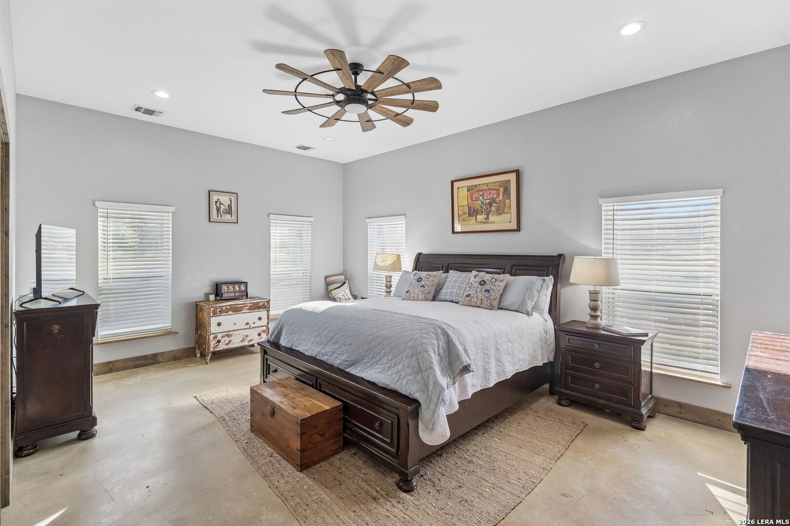 105 Dillard Lane, Bergheim, TX 78004
