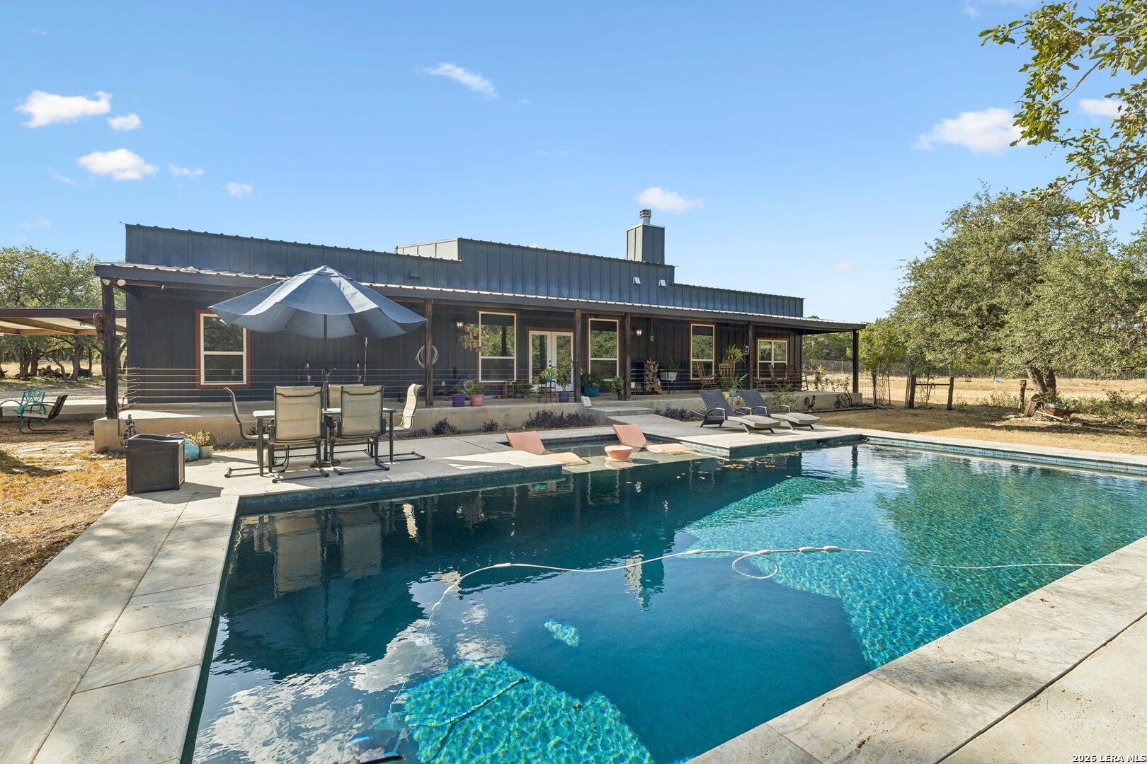 105 Dillard Lane, Bergheim, TX 78004