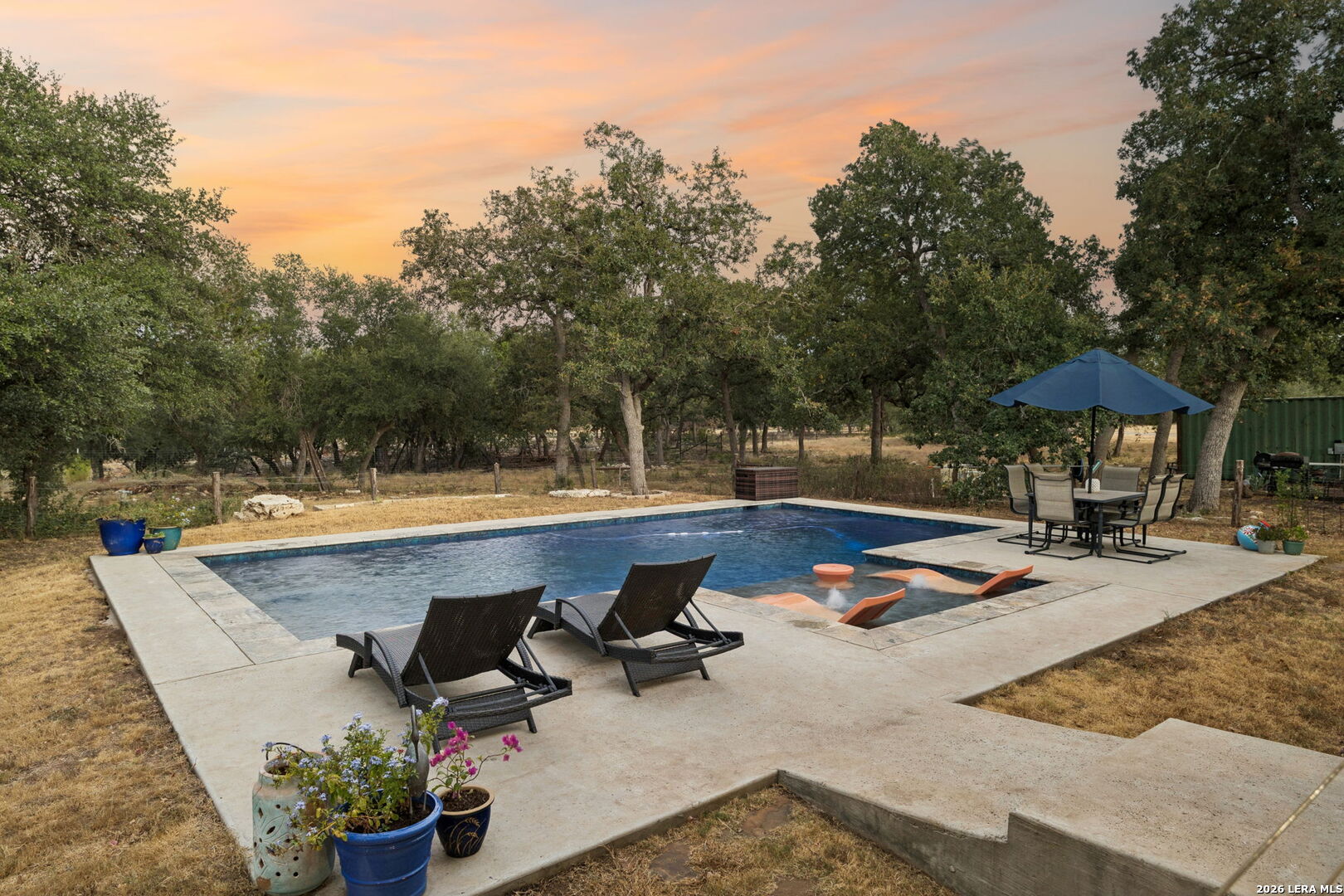 105 Dillard Lane, Bergheim, TX 78004