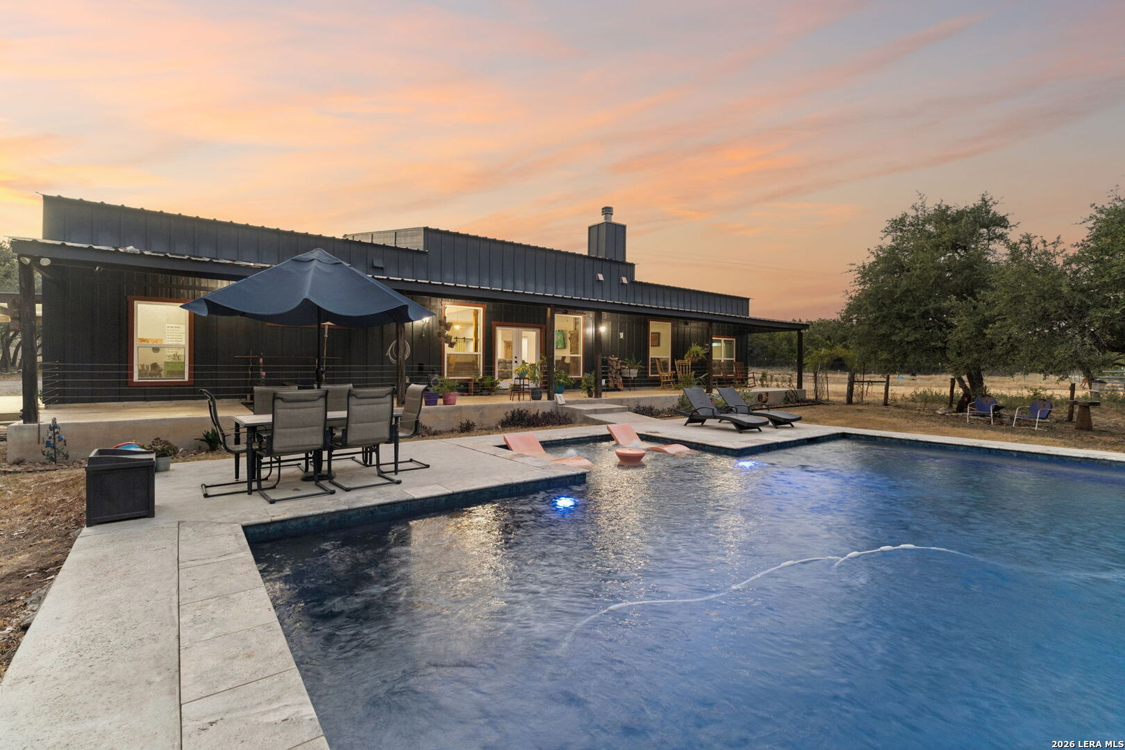 105 Dillard Lane, Bergheim, TX 78004