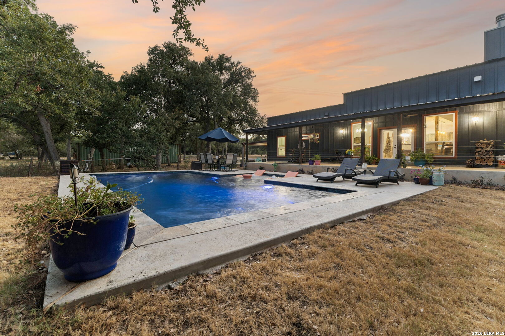 105 Dillard Lane, Bergheim, TX 78004