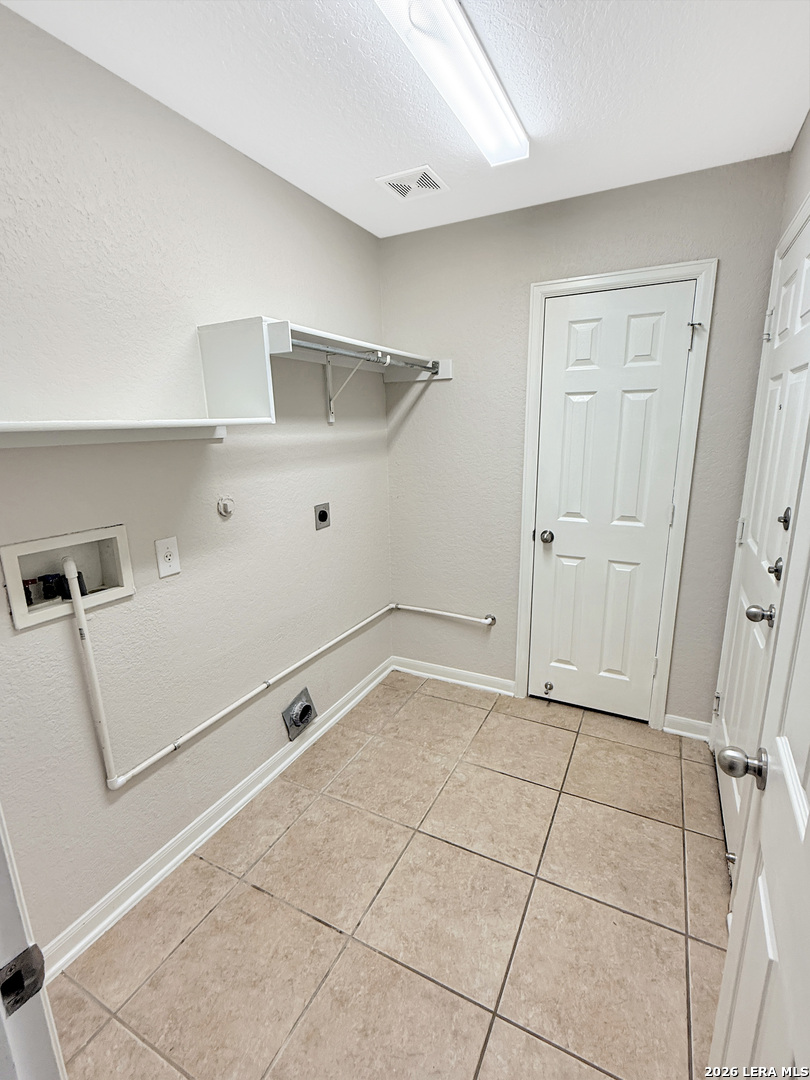 1803 Lookout Forest, San Antonio, TX 78260