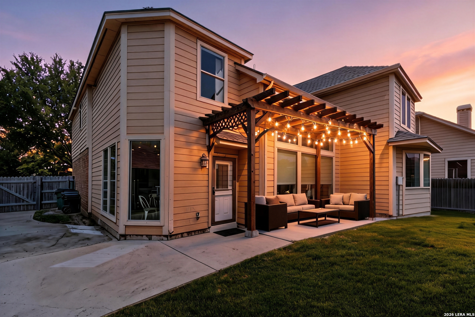 3027 HIDDEN MDW, Seguin, TX 78155