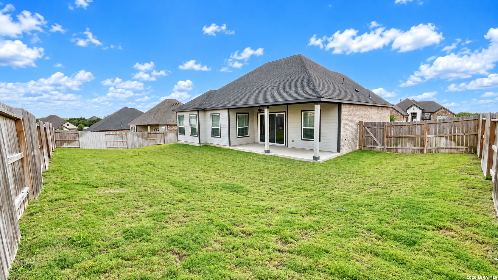 191 Azalea Aly, Castroville, TX 78009