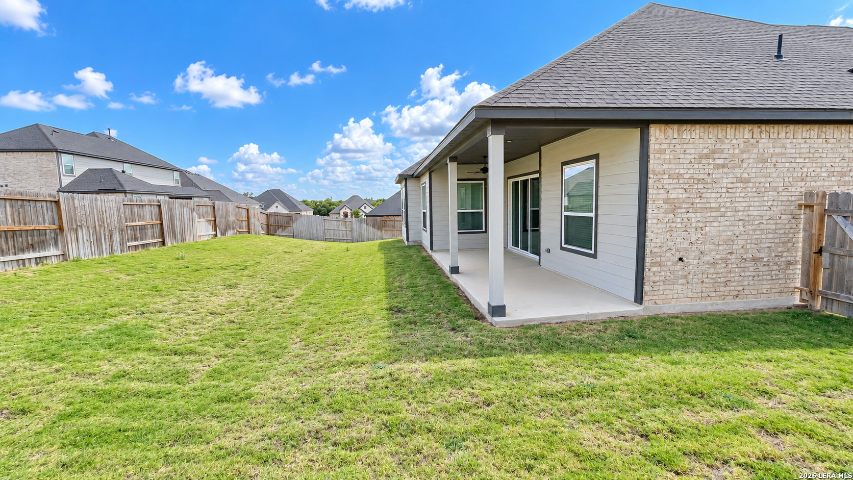 191 Azalea Aly, Castroville, TX 78009
