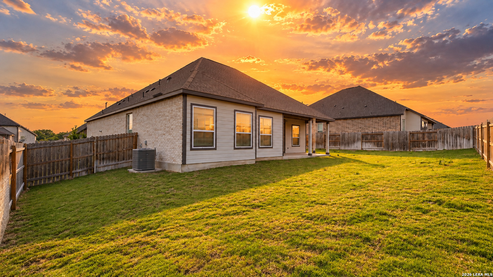 191 Azalea Aly, Castroville, TX 78009