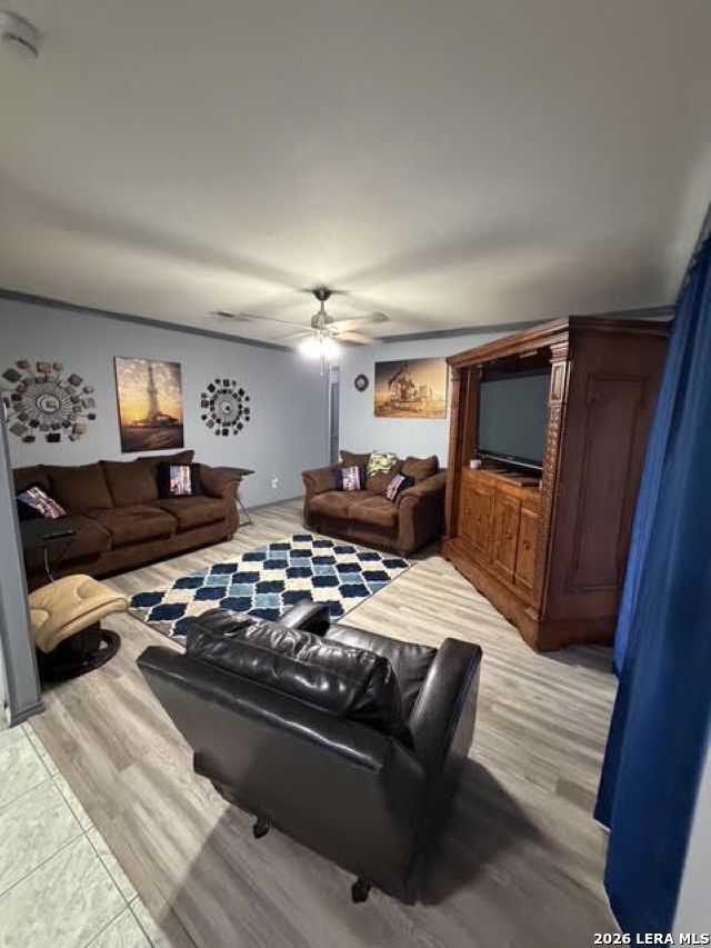 30 County Road 245, Gonzales, TX 78629