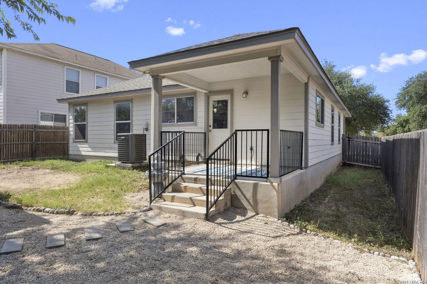 9031 LAGUNA FLS, San Antonio, TX 78251