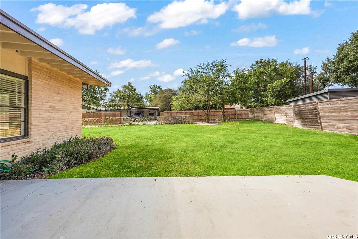 8304 Laurelhurst Dr, San Antonio, TX 78209