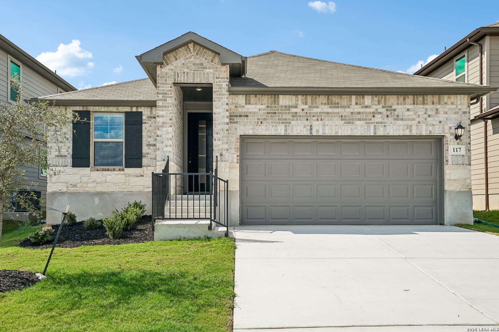 117 Dakota Ridge Listing Cover Image