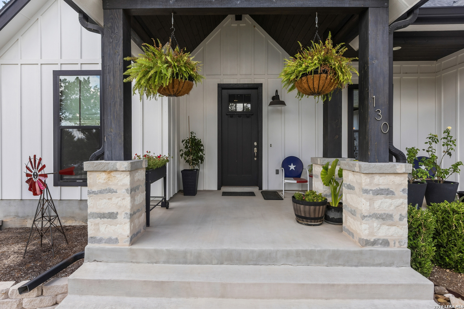 Photo 1 of Single family home for sale at 130 Mountain View Trl, Boerne, TX 78006 | MLS# 2017482 | Listing updated on 2026-09-18