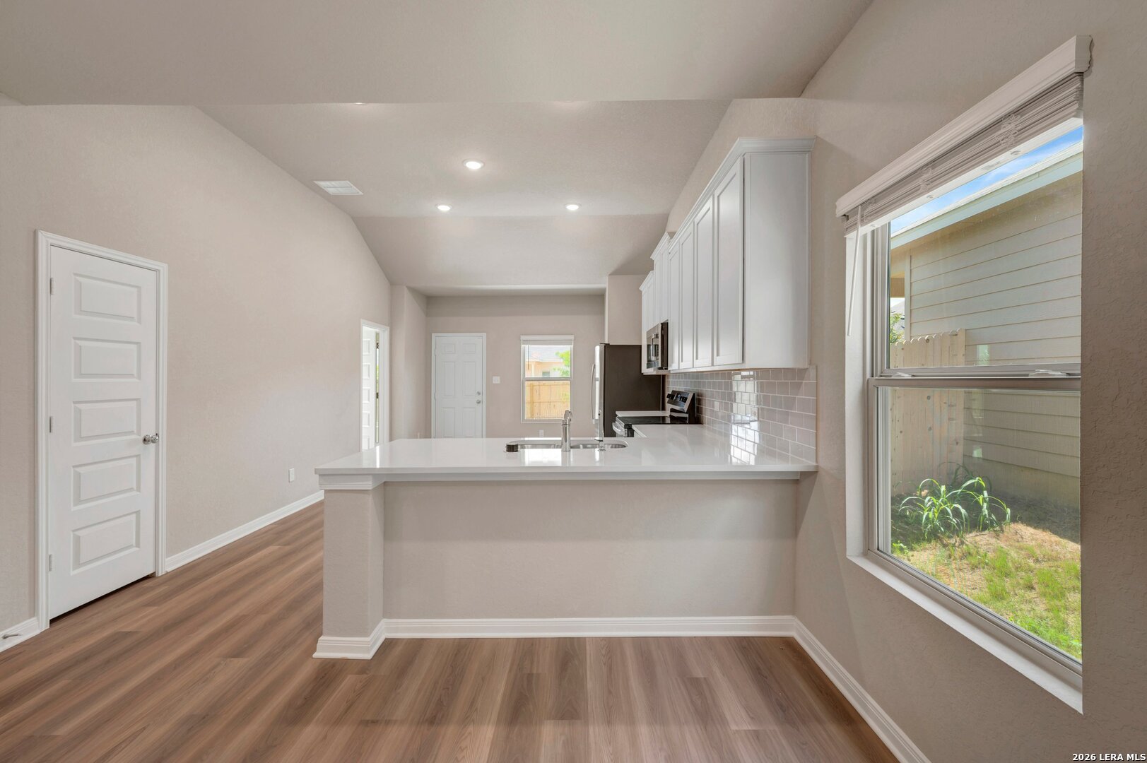 10434 White Hart Lane, CONVERSE, TX, 78109