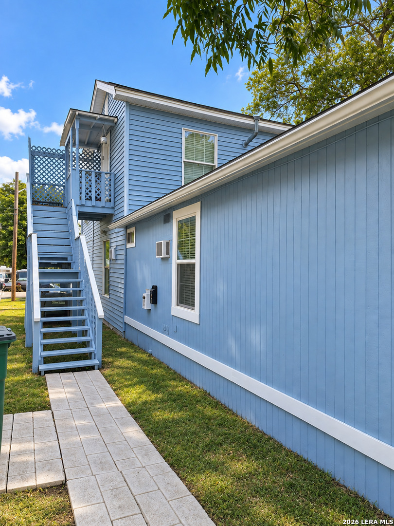 311 W Malone Ave