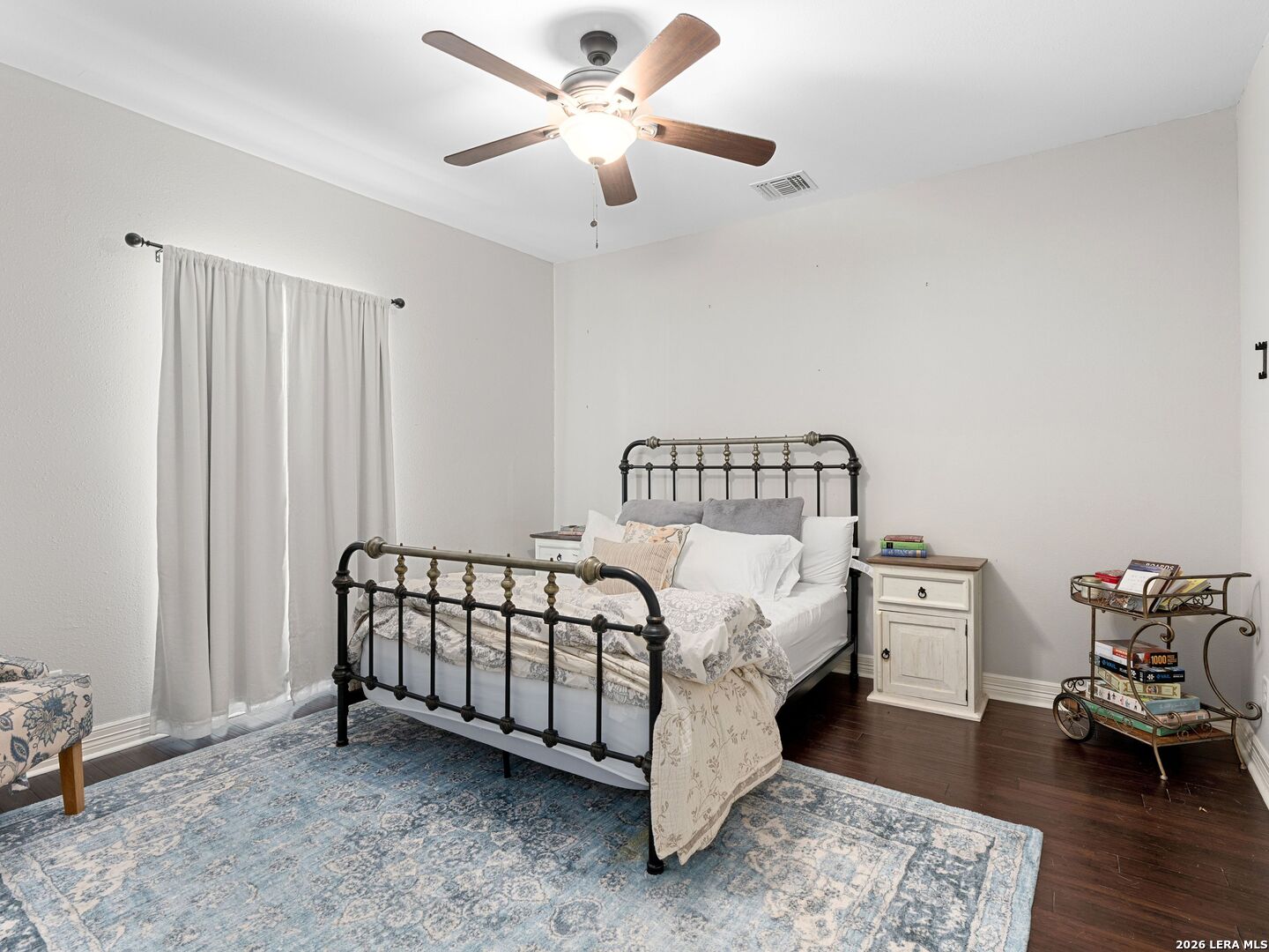 1122 W Craig Place, San Antonio, TX 78201
