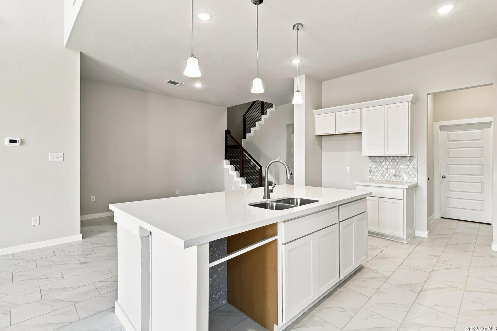 2713 SIERRA CHICAS LN, SEGUIN, TX, 78155