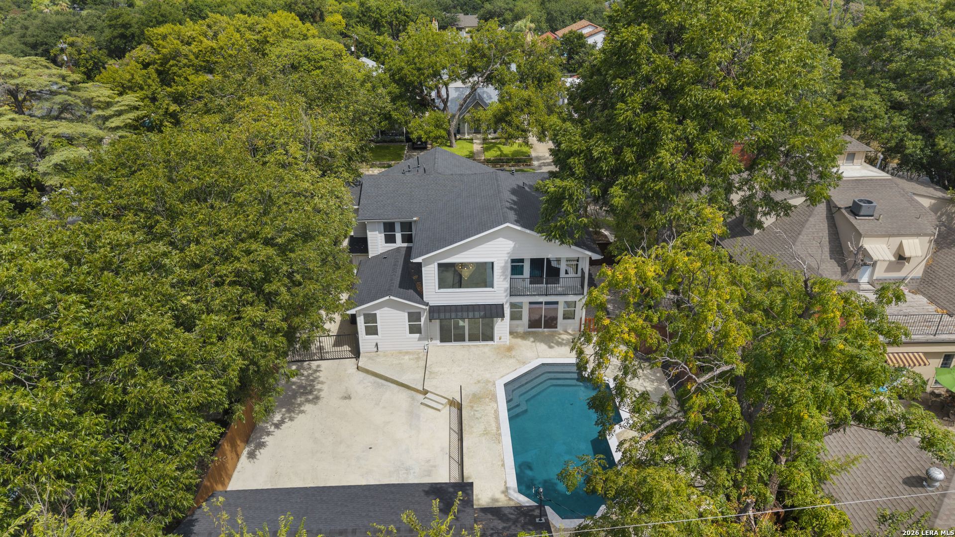 114 CLOVERLEAF AVE, Alamoheights, TX 78209